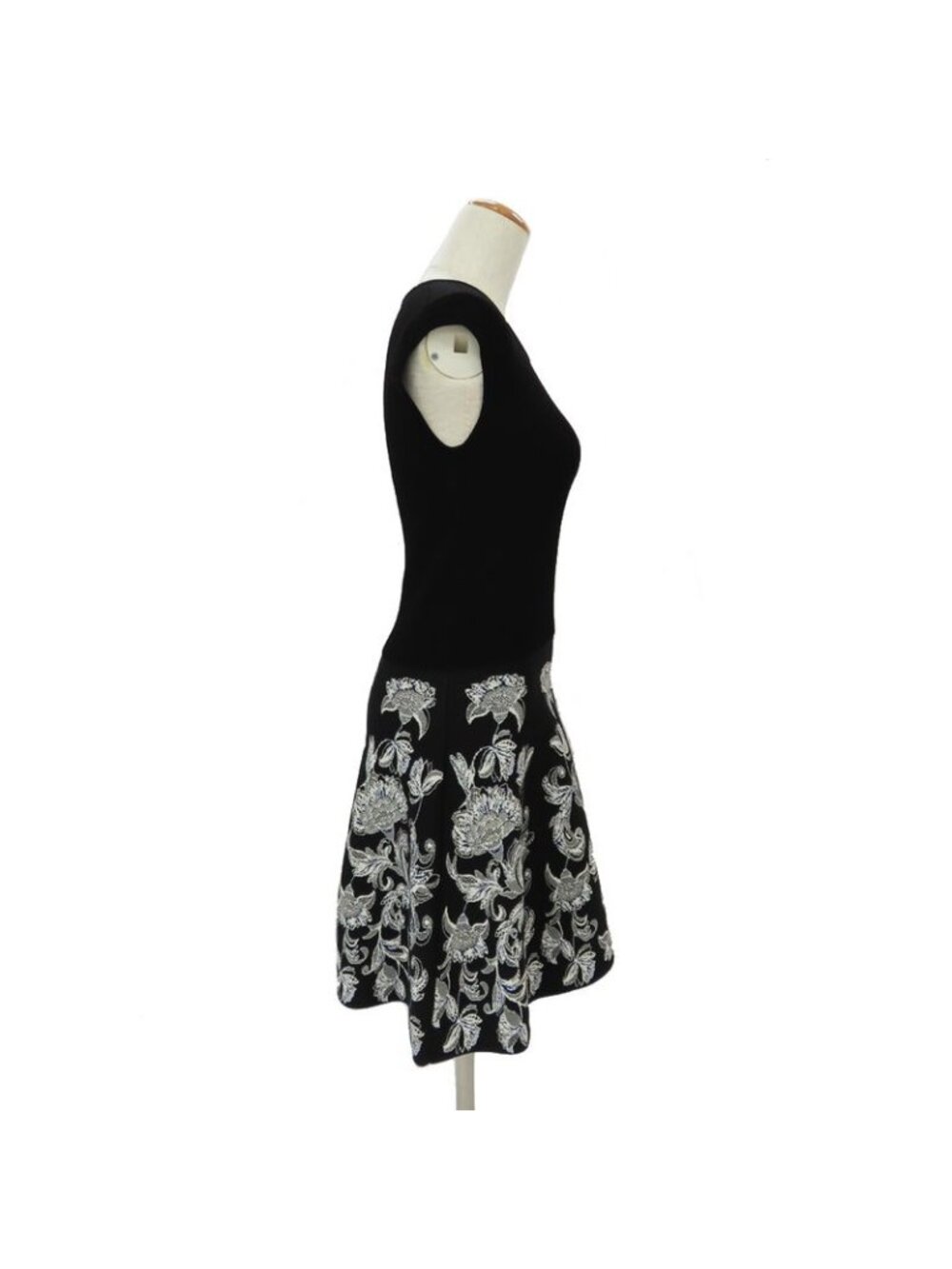 ★SOLD★ Louis Vuitton Sleeveless Dress Rw172 W S Size Apparel Clothes - Picture 5 of 9
